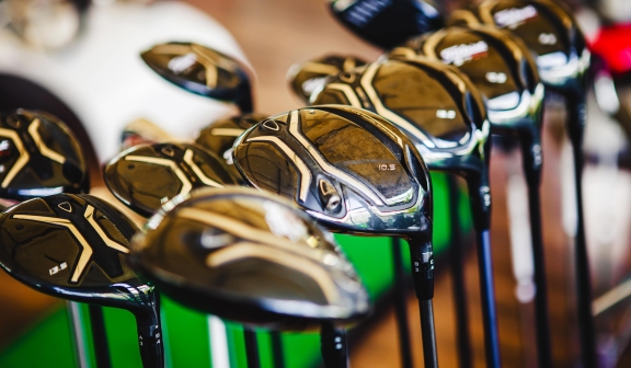 golf clubs close up